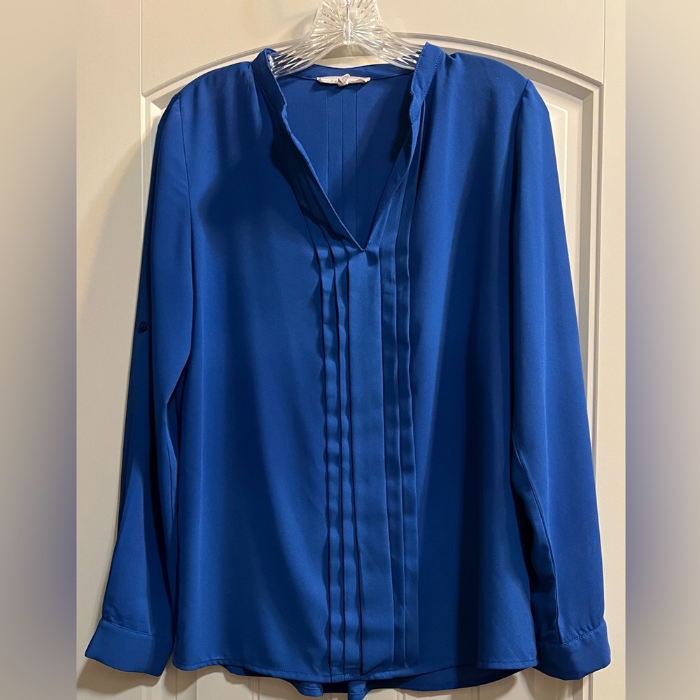 Versona blue blouse. Size Small.